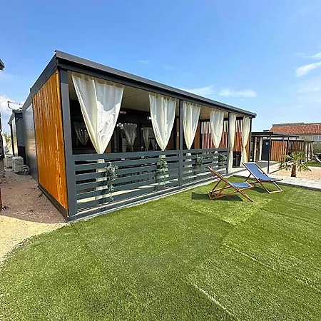 Mobile House Karpet * Pirovac